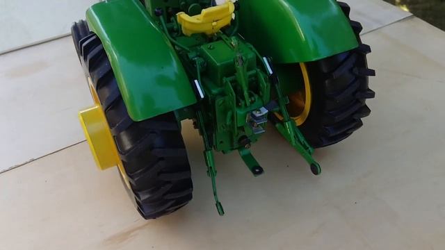 Действующая модель трактора. (The current model of a tractor) Видео от подписчика. смотреть онлайн