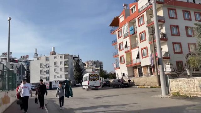 Открыла счёт в турецком банке БЕСПЛАТНО | Золотая корона вновь переводит доллары! смотреть онлайн