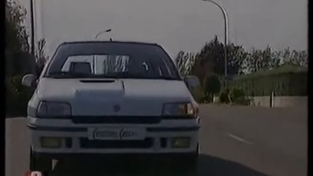 91 08 24 Renault Clio 16V смотреть онлайн