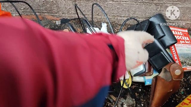 Обогащаюсь на мусорках Москвы. С переменным успехом..... смотреть онлайн