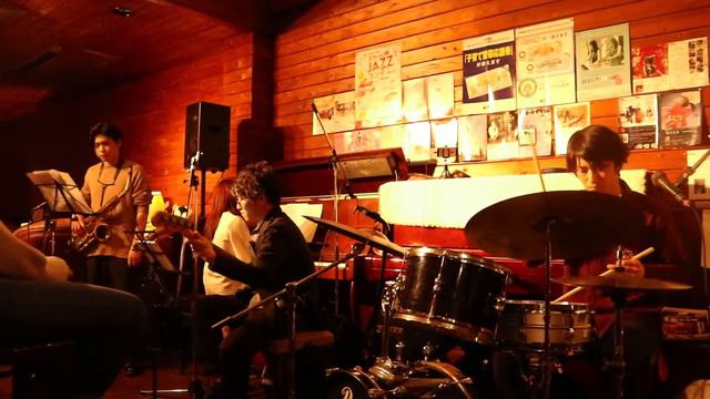 Opaling / Tom Harrell @高槻JK cafe sax.古川翼 pf.長沢佳奈 ba.キヒラアキト dr.辻川郷 смотреть онлайн