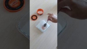 Как по чистить зубные протезы?