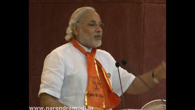 Falling Value Of Indian Rupee Is Because Of Corruption In UPA смотреть онлайн