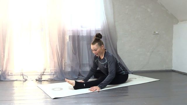 УТРЕННЕЕ НАПОЛНЕНИЕ АСАНАМИ смотреть онлайн