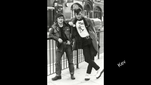 Old Tonbridge смотреть онлайн