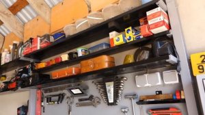 Верстак в гараж своими руками. Элементарно.