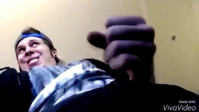 Rubius cantando La costa del silencio Mago de oz смотреть онлайн