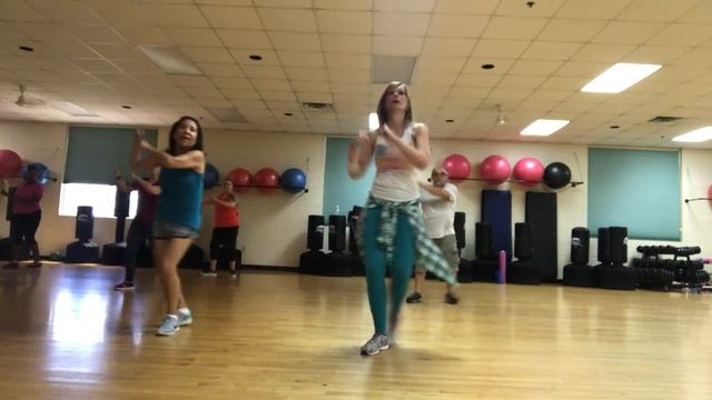 Salsa Sabroso Con Reggaeton - El Rubio Loco - Zumba смотреть онлайн