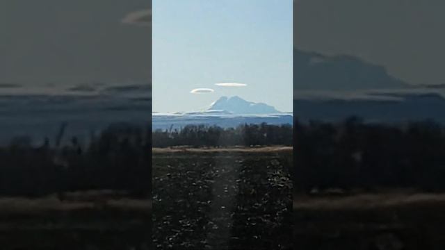 НЛО над Эльбрусом! смотреть онлайн
