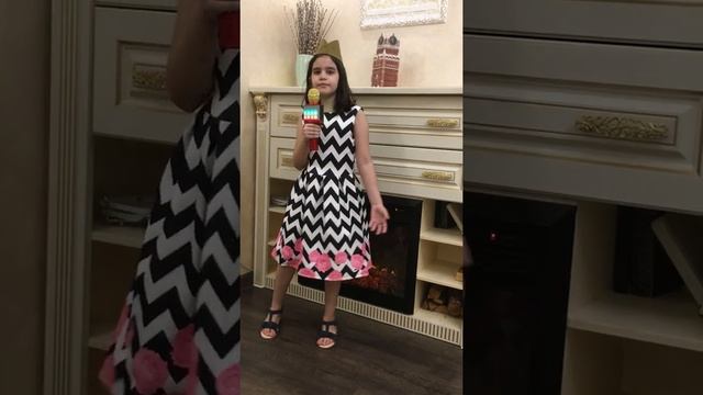 Диана Шадян песня «кино идёт» смотреть онлайн