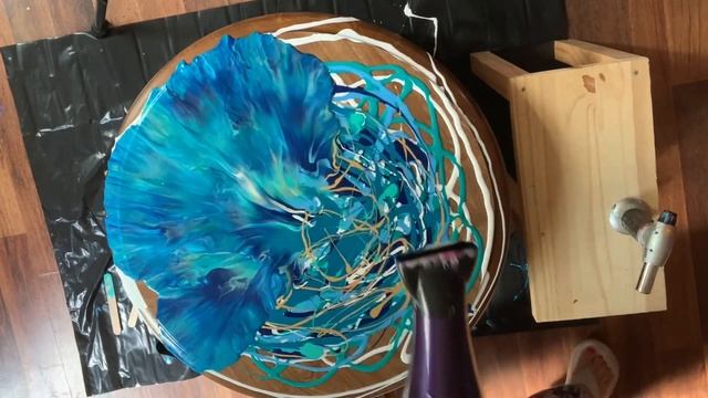 (148) ACRYLIC POUR on laminate table - from boring to WOW! смотреть онлайн