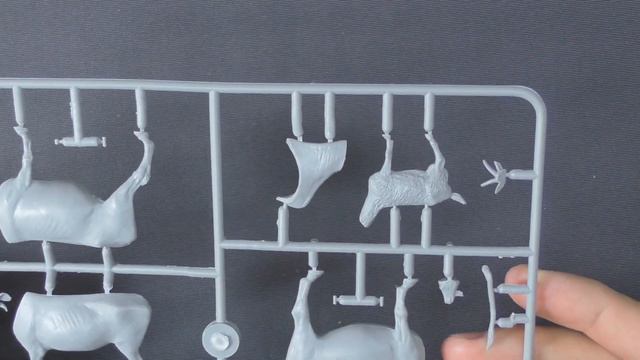 Фигурки коровы и козы от Masterbox - Domestic Animals