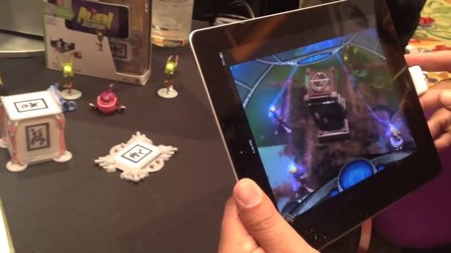 Cult Of Mac Plays AppGear's Alien Jailbreak