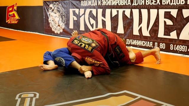 Обратный треугольник - топовое удержание дзюдо Санкаку джиме смотреть онлайн