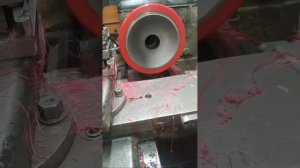 Наплавка полиуретана, проточка,ремонт и восстановление ??