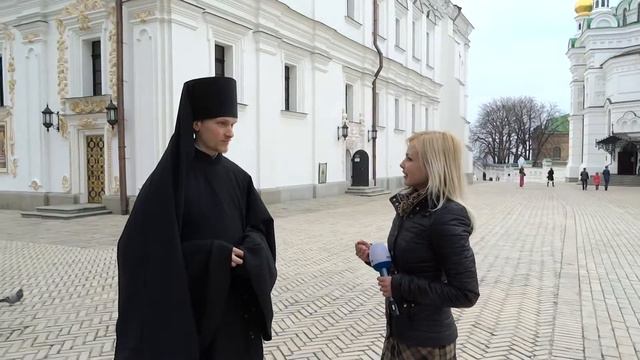 2015.03.27.(12)_Muz._Kyiv-Lavra-Pechersk_Great-Bell-Tower-is- open_7150 kg._(040.)_152432 смотреть онлайн