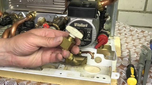 Газовый котёл Vaillant как самому заменить кран подпитки смотреть онлайн