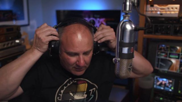 $1300 What's In The Box? Plus Top Gun! and a Random Record Review ------------- Audeze LCD-XC Revie смотреть онлайн