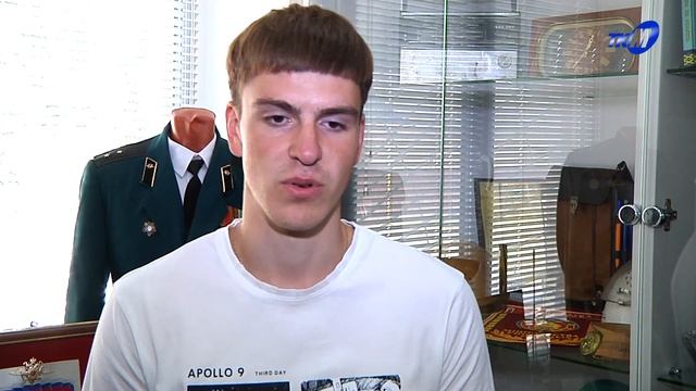 Два студента Мозырского педуниверситета задержали хулигана смотреть онлайн