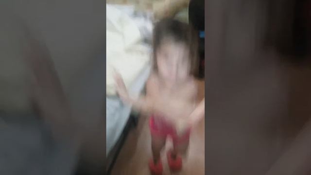 Моя крестница СУПЕР ТАНЦУЛЬКА!!! смотреть онлайн