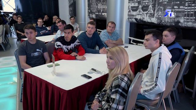 ДЛЯ ТЕХ, КОМУ ДО... / В Ямбурге прошло адаптационное мероприятие - День молодого специалиста смотреть онлайн