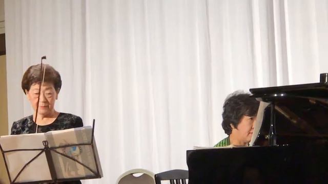 大津ゾンタクラブの玉井さんと滋賀大学の犬伏教授とのバイオリン、ピアノのアンサンブル смотреть онлайн