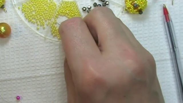 Оплетение бусины Часть1/Tutorial: Earrings "Dandelion". Braided beads. part 1 смотреть онлайн