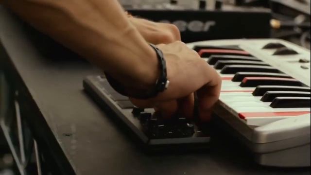 Gayazov$ Brother$ - Люди-Зайцы смотреть онлайн