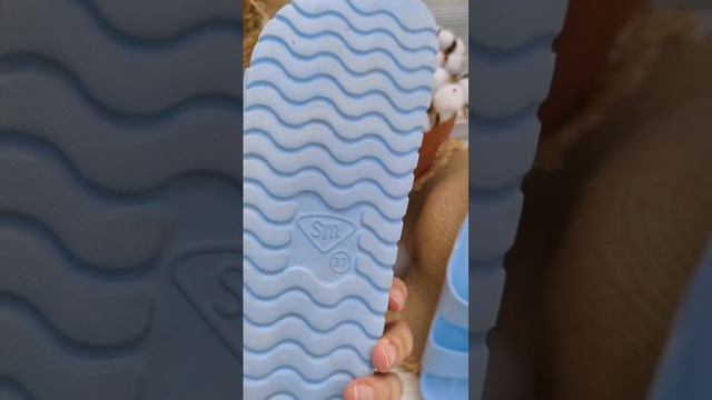 Летние женские шлепанцы смотреть онлайн