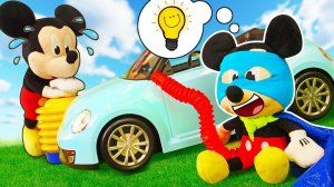 Супер Патрик всем помогает!  Видео про игрушки Микки Маус для малышей