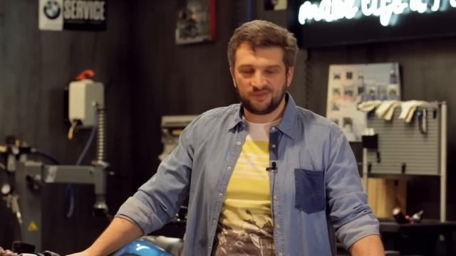 BMW K1600GT Обзор мотоцикла. Сравнение моделей 2016 и 2017 годов.