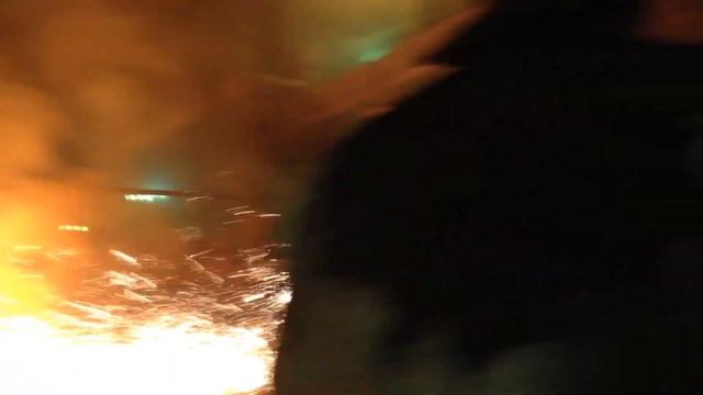 Выпуск Чугуна доменной печи. ОАО"Уральская Сталь" смотреть онлайн