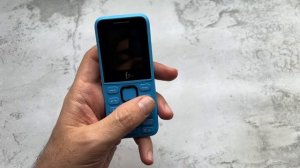 Кнопочный телефон за 650 рублей f+ f170l