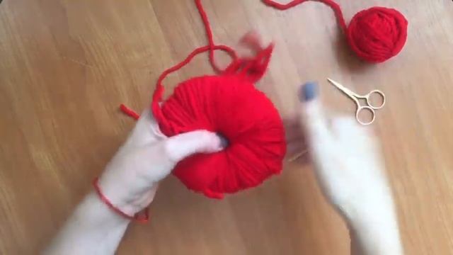 Как сделать помпон / Помпон из пряжи смотреть онлайн