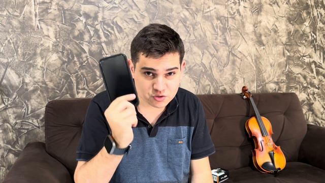 Afinar com Celular vs Afinador Eletrônico - Qual é o melhor? смотреть онлайн