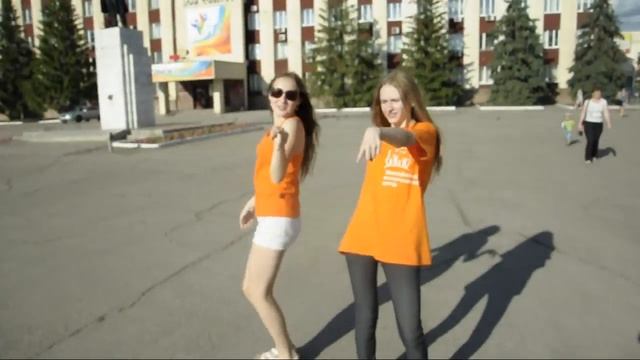 #80level #МИЦ #BruCuLe/Танец на площади/Шарики детям/10 км +бонус смотреть онлайн