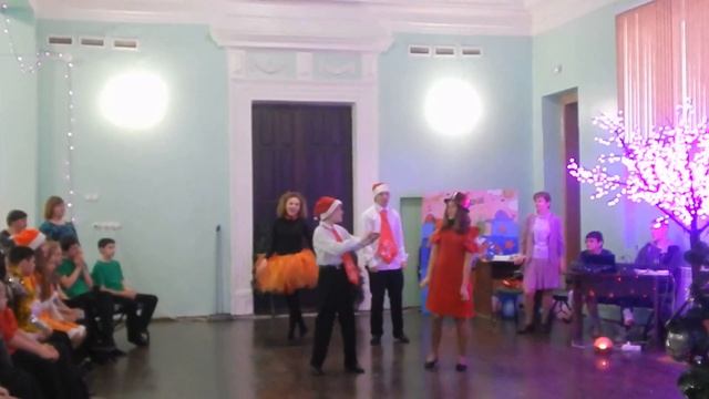 жестовая песня с новым годом папа мама llll ставь клас смотреть онлайн