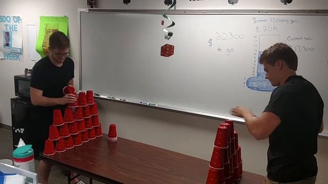 Stack Attack смотреть онлайн