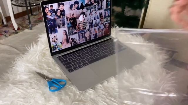 UNBOXING MY NEW MACBOOK PRO 13” 2020 | Unboxing Ep.4 ✨❤️ смотреть онлайн