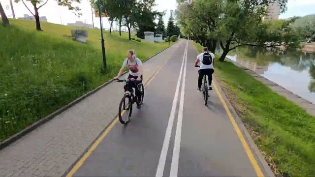 Минск. Детский парк - велодорожка. смотреть онлайн