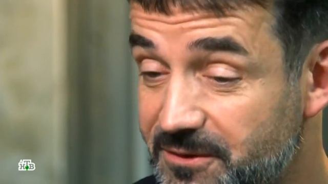 Дмитрию Певцову - 55. Портрет в семейном интерьере. смотреть онлайн