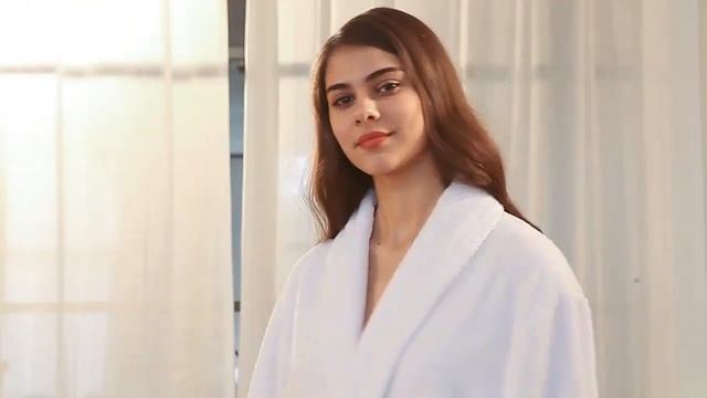 БЕЛЫЙ МАХРОВЫЙ ХАЛАТ смотреть онлайн