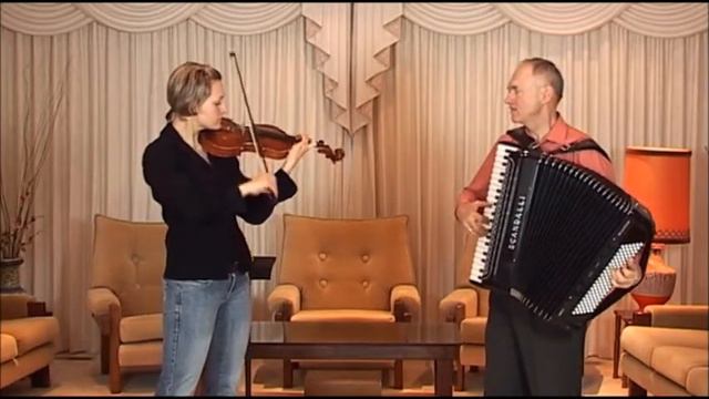 Czardas medley - Roman Syrek accordion, Alicja Syrek violin смотреть онлайн