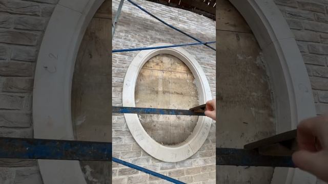 Как правильно замерить проем под круглое/овальное окно? #монтажокон #ройка #обсада #деревянныеокна смотреть онлайн