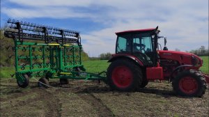 МТЗ-1222.3 первый выезд в поле после зимы с новым культиватором.