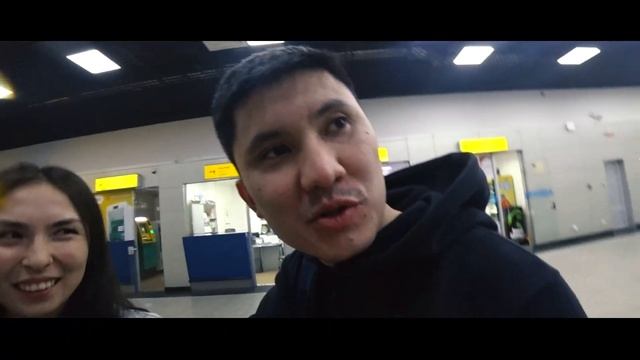 Приключения в аэропорту Алматы. Задержка рейса Аир Астана на 12 часов! смотреть онлайн