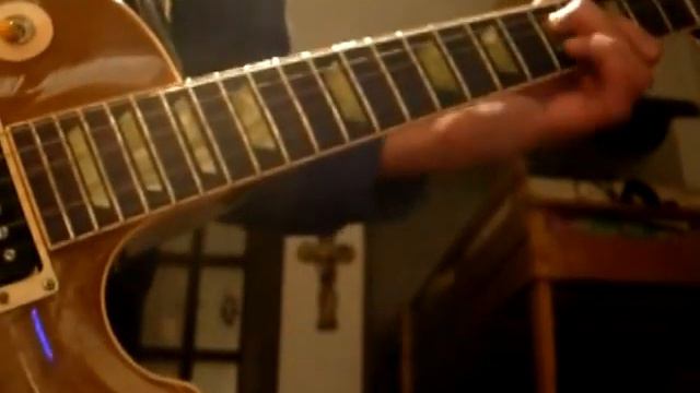 xxx amatoriale, ragazzo fà l'amore cn la sua gibson! смотреть онлайн