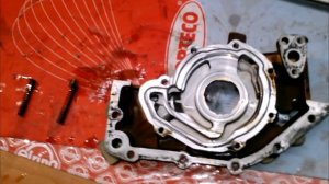 Ещё одна причина низкого давления масла, масло-насос Чери Амулет (Chery Amulet)