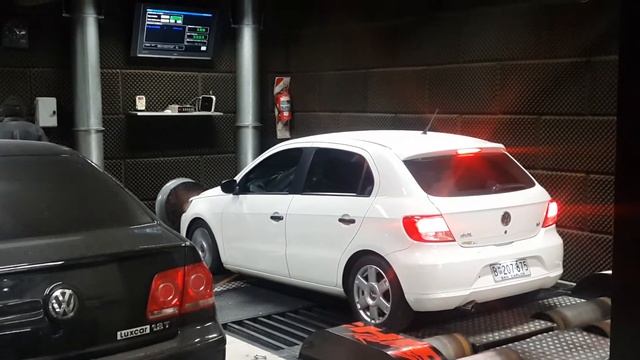 Vw Gol G5 stage 2 (Chip Racing) смотреть онлайн