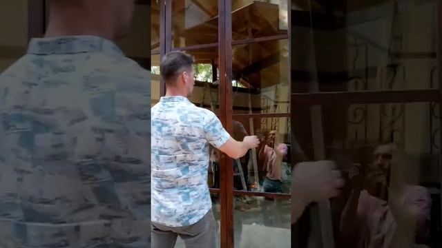 Установка складных дверей смотреть онлайн